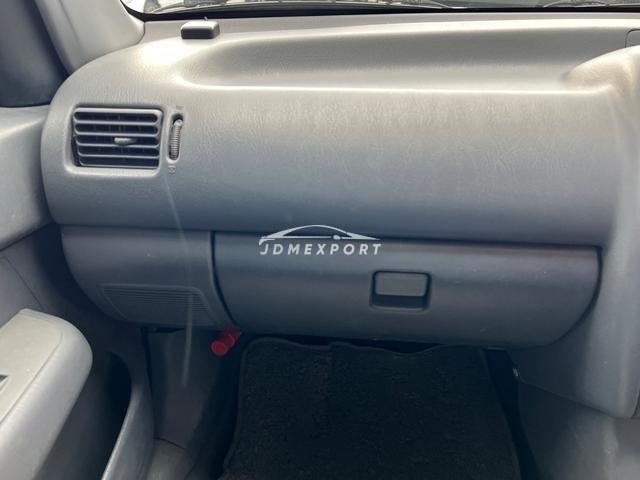 Toyota Starlet 1996 thumbnail 4