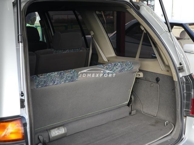 Nissan Prairie 1996 thumbnail 31