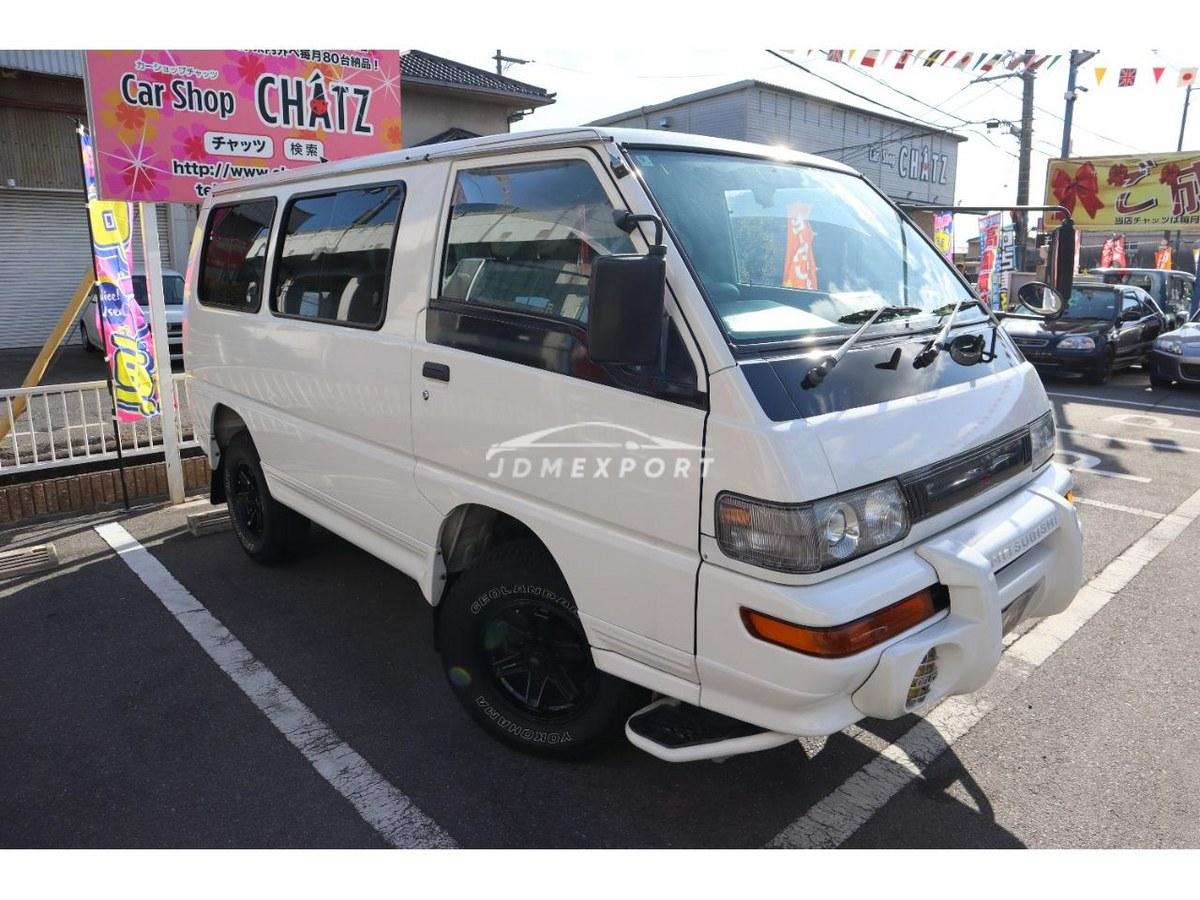 Mitsubishi Delica Starwagon 1998