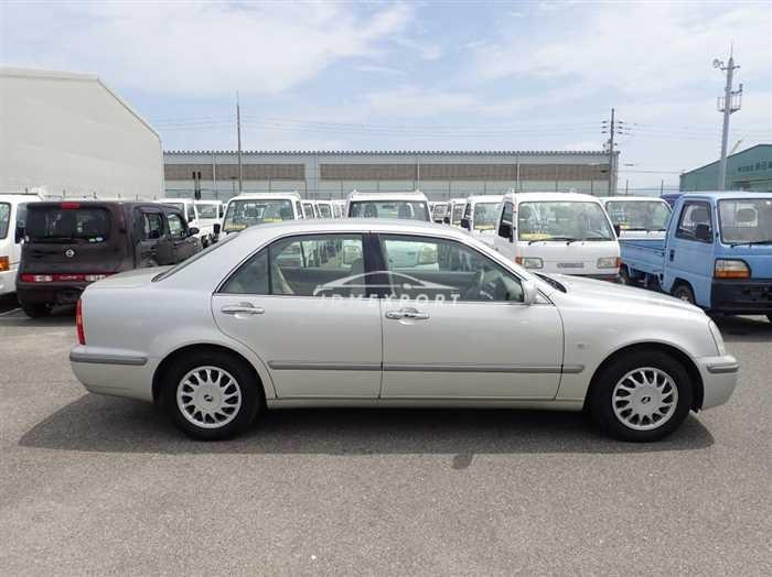 Toyota Progres 1999 thumbnail 5