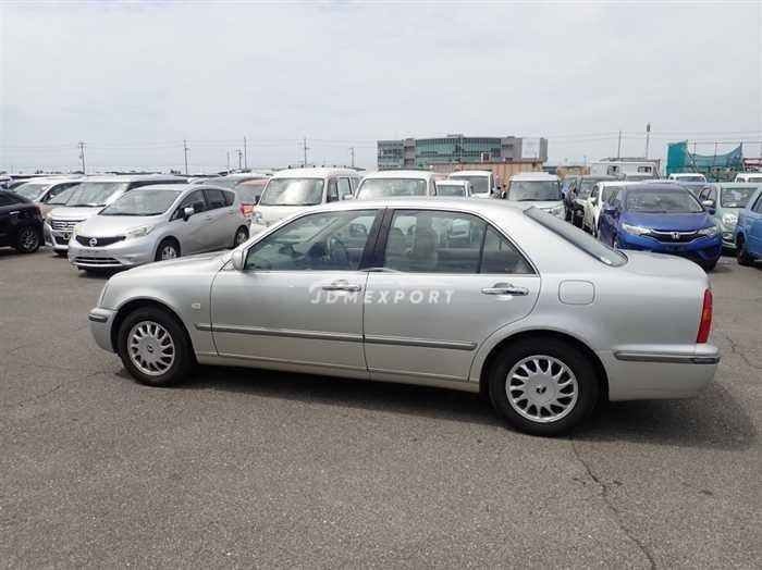 Toyota Progres 1999 thumbnail 6
