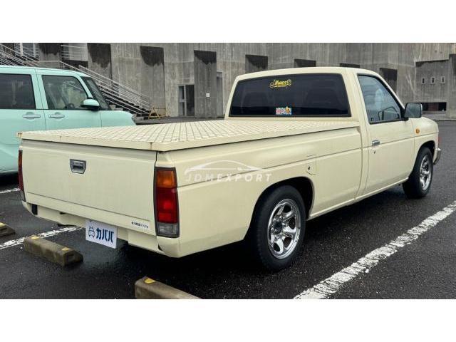 Nissan Datsun Truck 1995 thumbnail 8