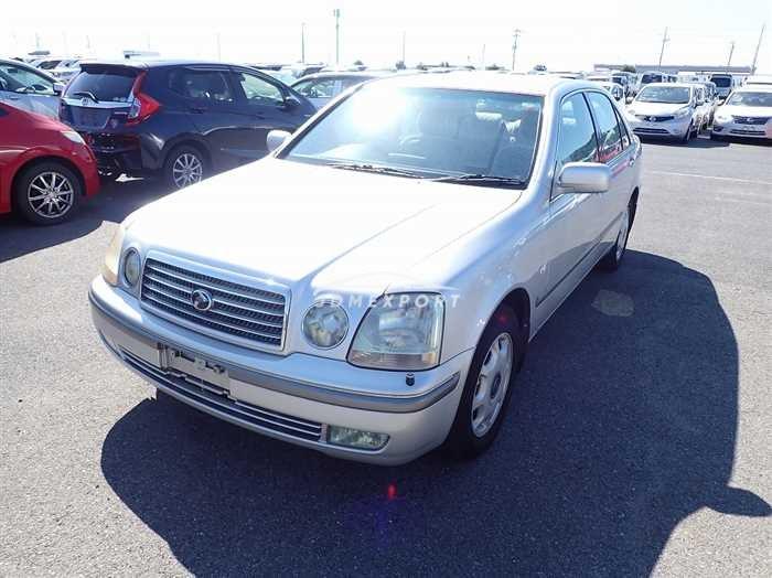 Toyota Progres 2001 thumbnail 2