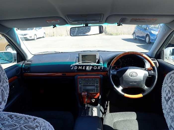 Toyota Progres 2001 thumbnail 19