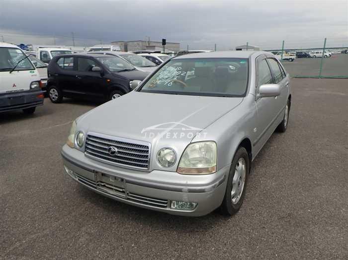 Toyota Progres 2001 thumbnail 2