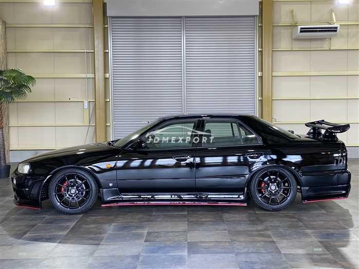 Nissan Skyline GT-R 2000 thumbnail 4