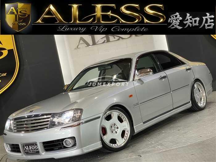 Nissan Gloria Sedan 2001