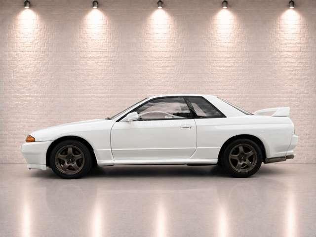 Nissan Skyline GT-R 1990 thumbnail 3