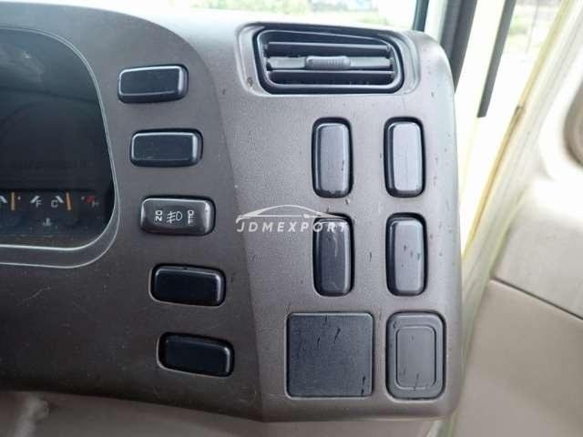 Mitsubishi Fuso Rosa Bus 1999 thumbnail 17
