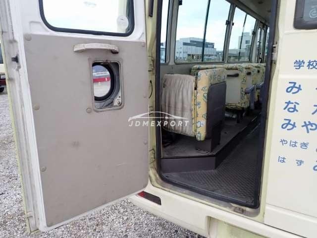 Mitsubishi Fuso Rosa Bus 1999 thumbnail 13