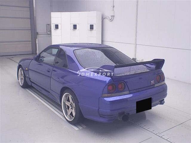 Nissan Skyline GT-R 1995 thumbnail 2