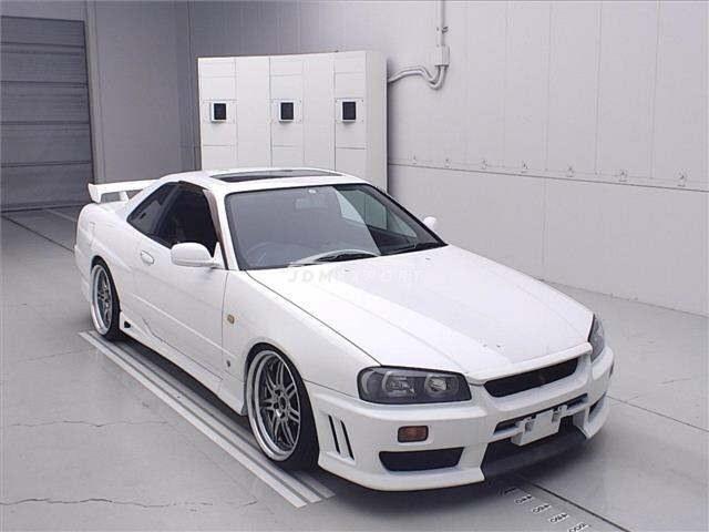 Nissan Skyline 1998