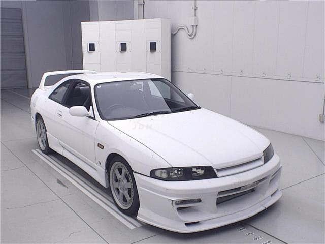 Nissan Skyline 1998