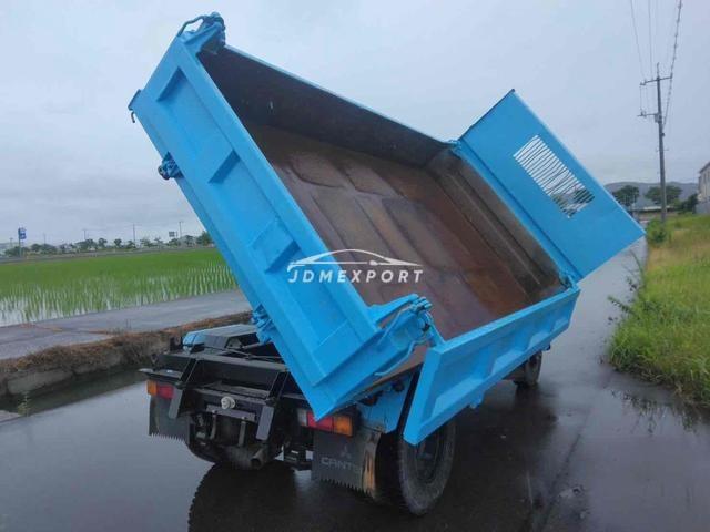 Mitsubishi Fuso Canter 2000 thumbnail 5