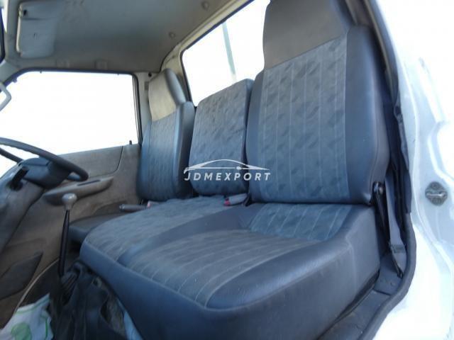 Mitsubishi Delica Truck 2001 thumbnail 13