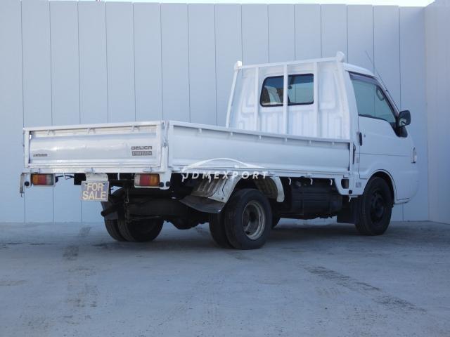 Mitsubishi Delica Truck 2001 thumbnail 10